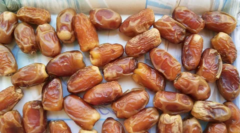 تصویر 4 از خرما زاهدی ریز تازه و خوش خوراک با ظاهر یکدست ایرانی